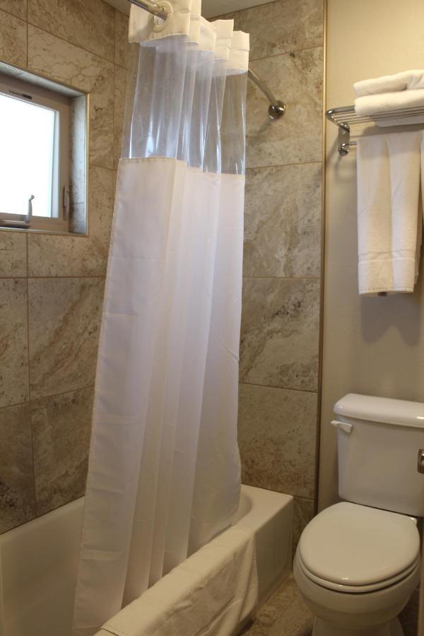 Bell&Main Alamosa Studio Suite-Walking distance to downtown Esterno foto
