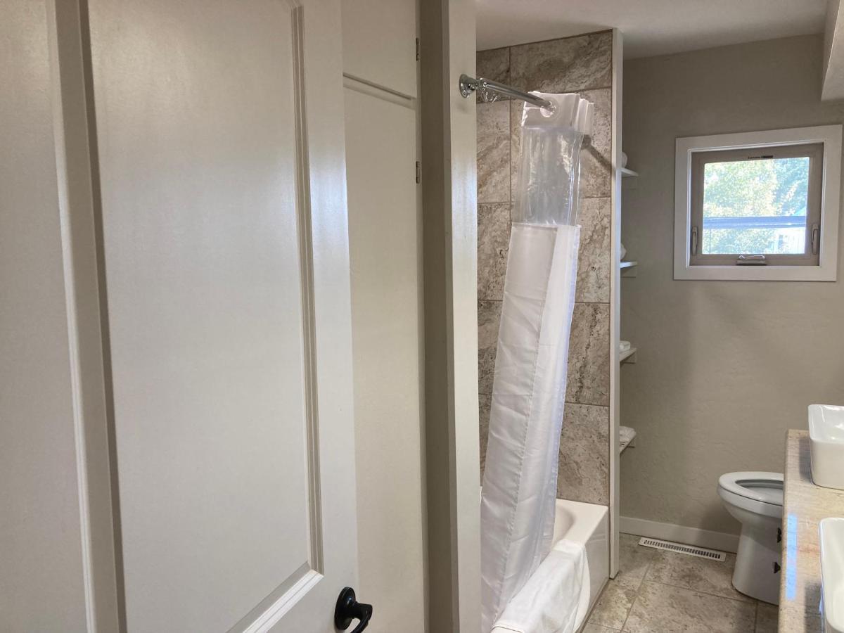 Bell&Main Alamosa Studio Suite-Walking distance to downtown Esterno foto